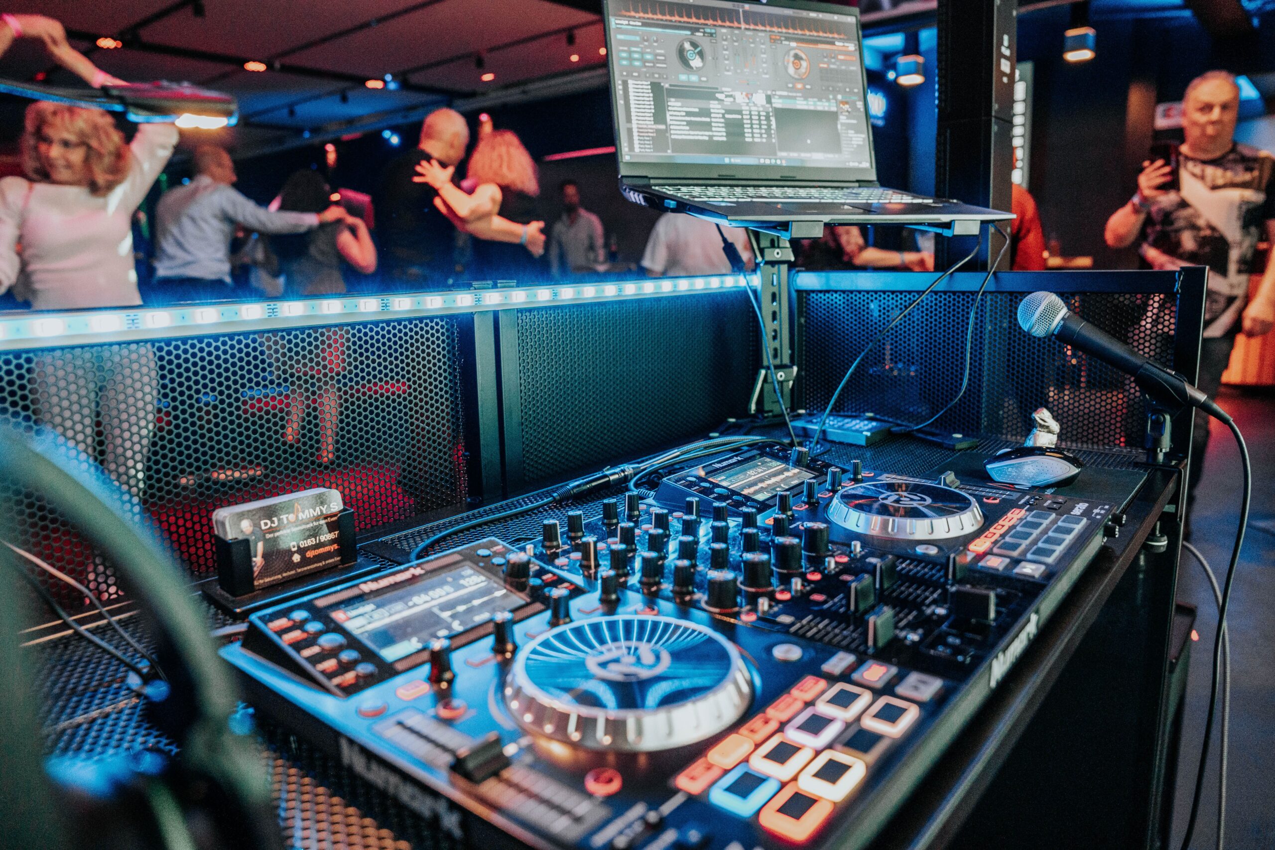DJ buchen - DJ Tommy S aus Backnang