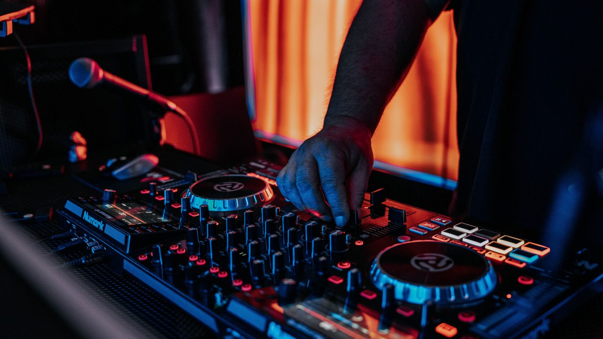DJ Tommy S